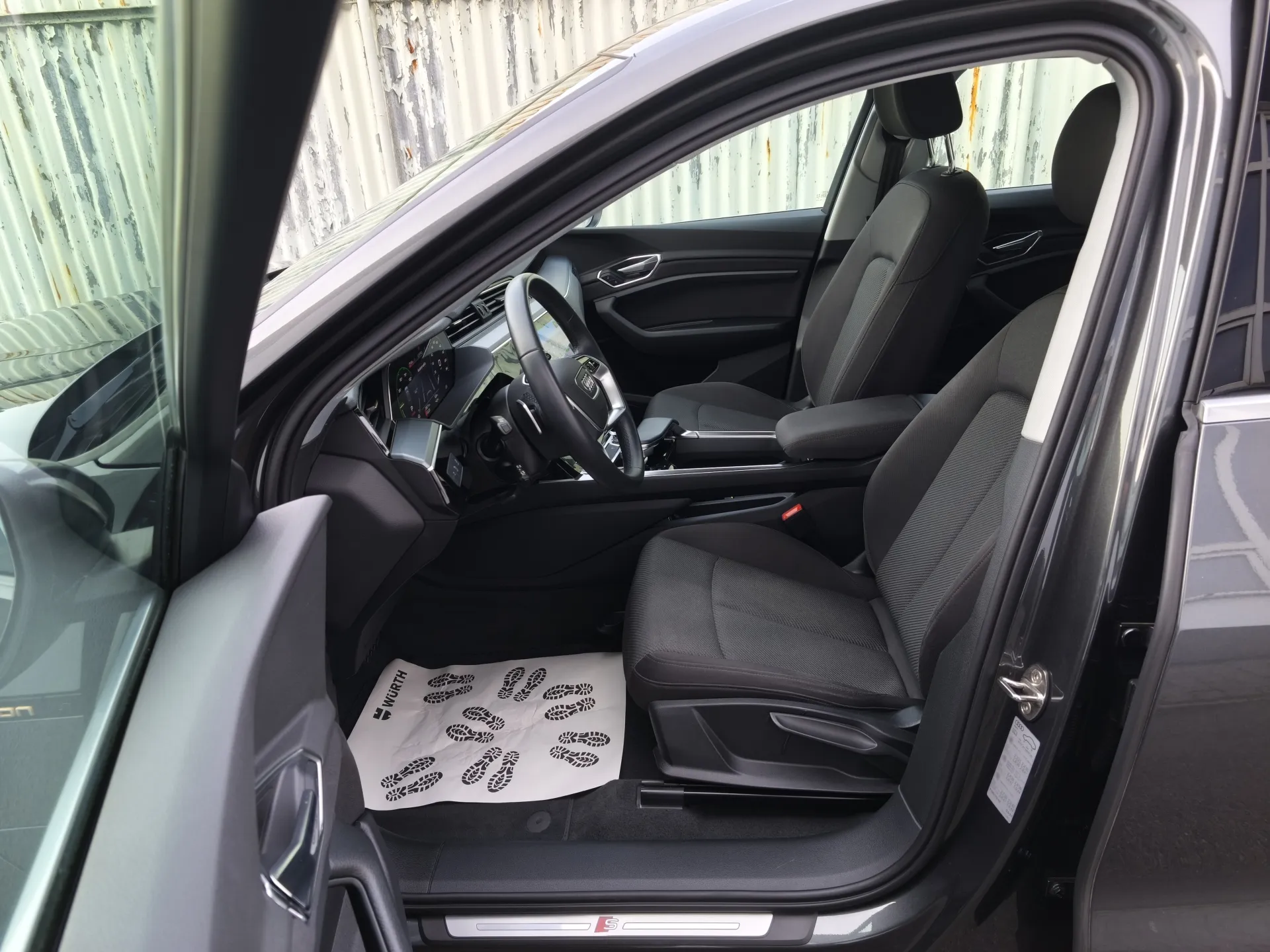 Auto