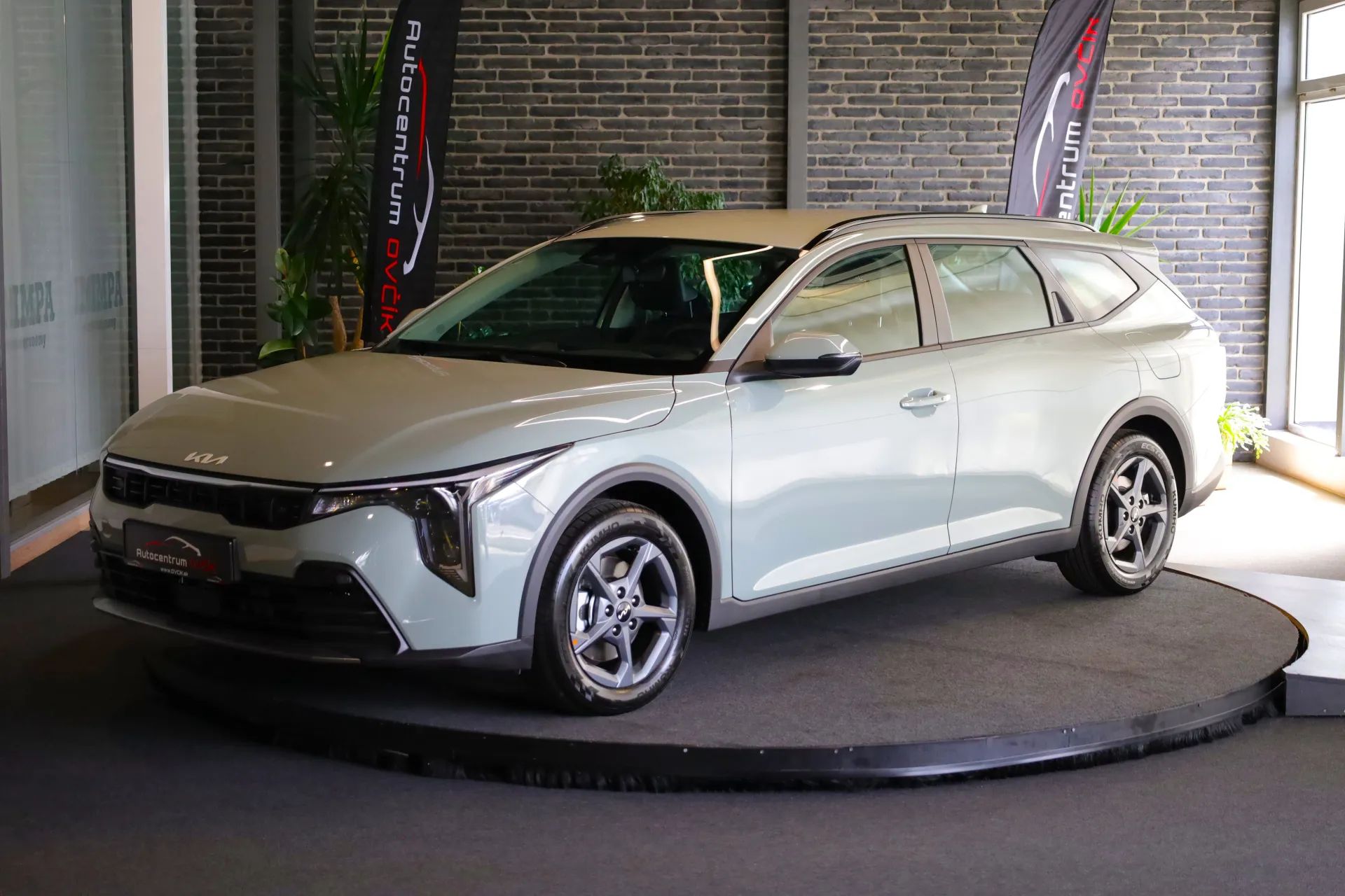 Kia K4 SW 1,6 T-GDI LP 150k 7DCT - NOVÉ
