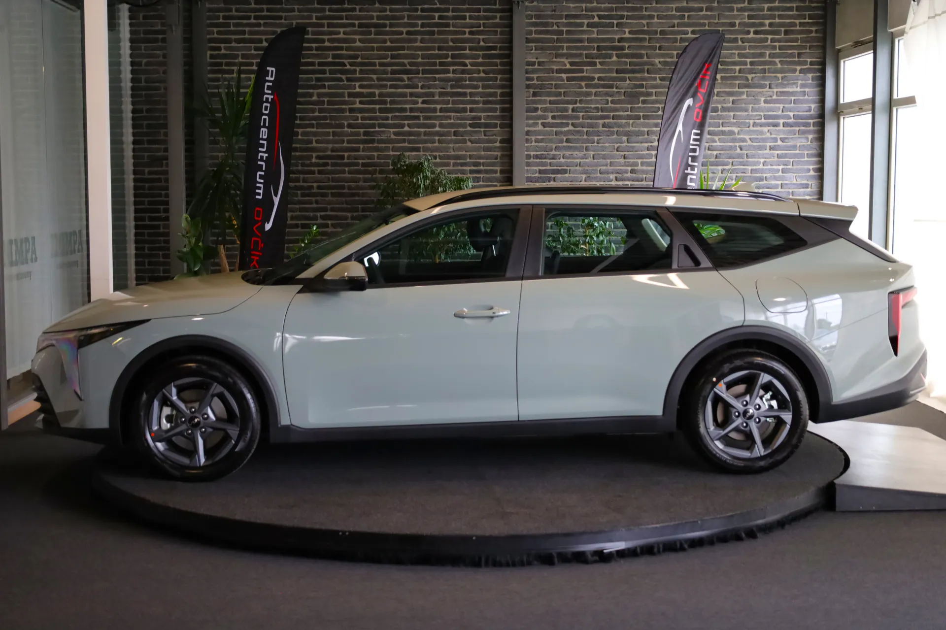 Kia K4 SW 1,6 T-GDI LP 150k 7DCT - NOVÉ