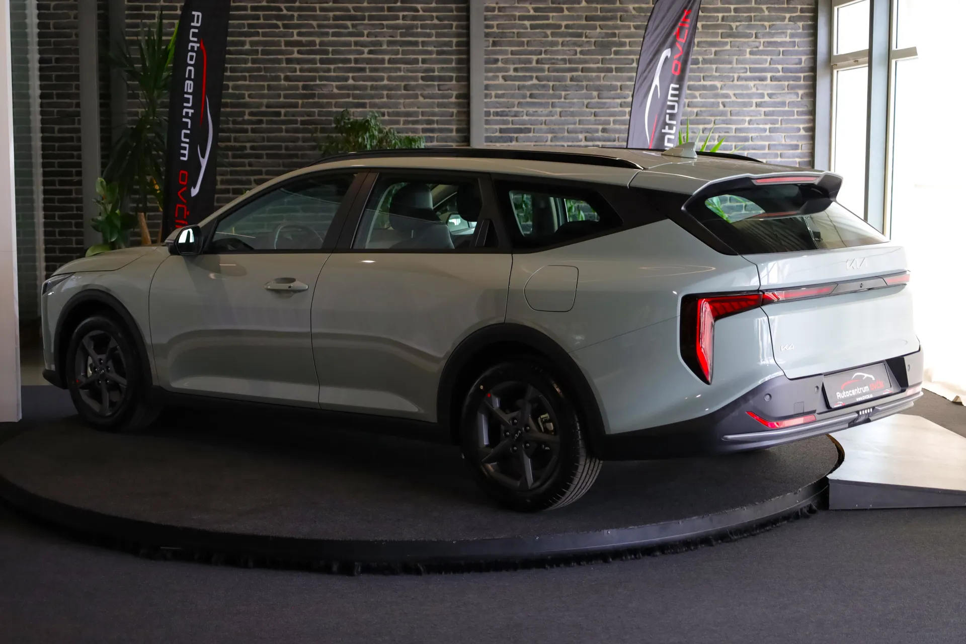 Kia K4 SW 1,6 T-GDI LP 150k 7DCT - NOVÉ
