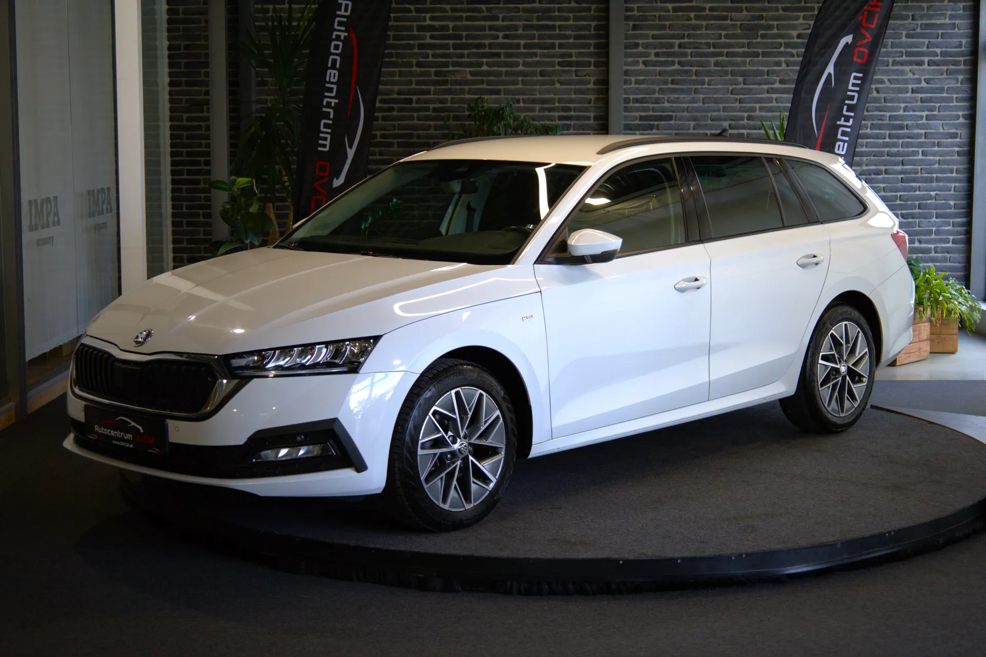 Škoda Octavia Combi 2.0 TDI SCR Tour DSG, 110 kW, A7 5d.