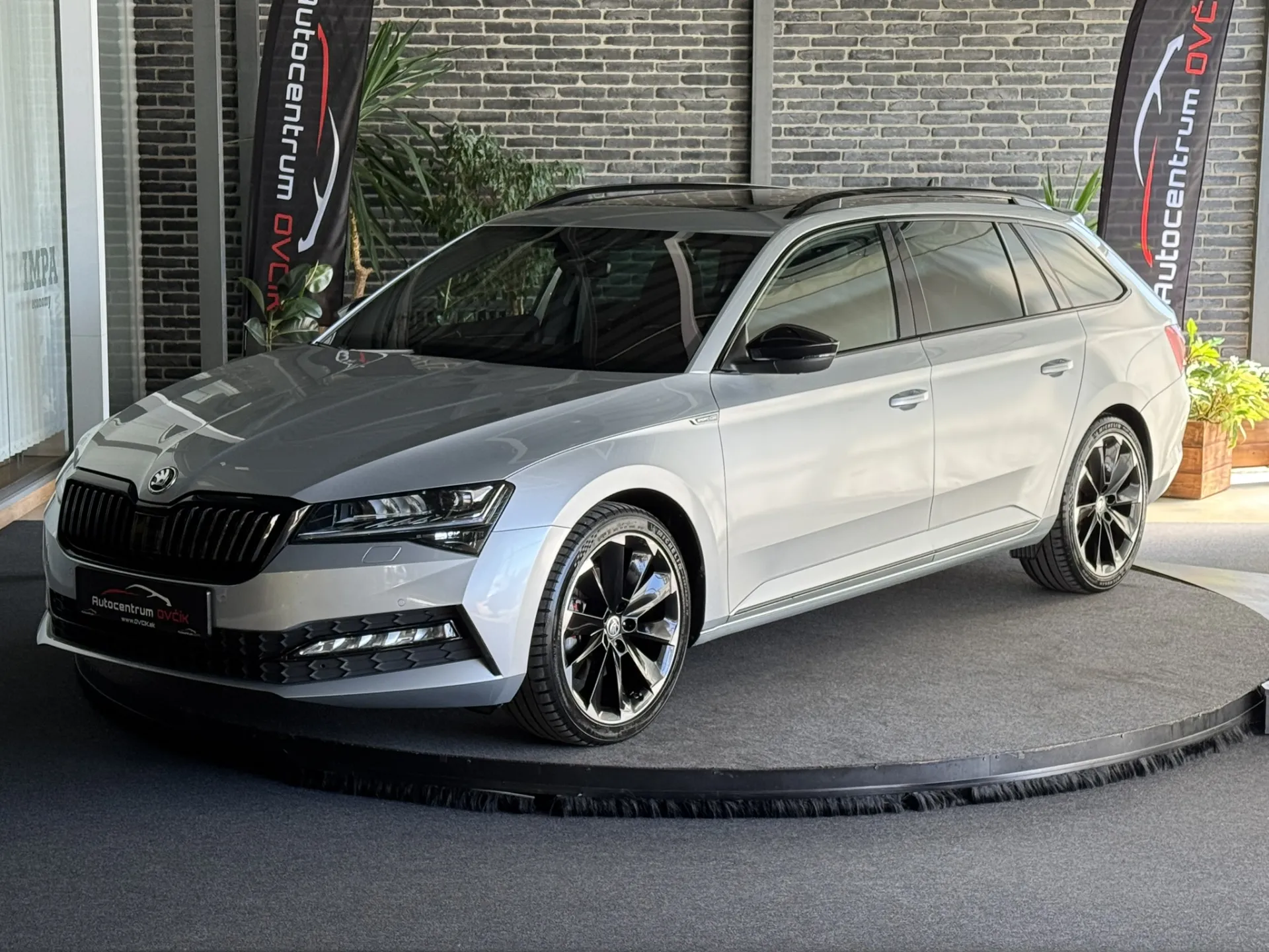 Škoda Superb Combi 2.0 TDI SCR Sportline 4x4 DSG