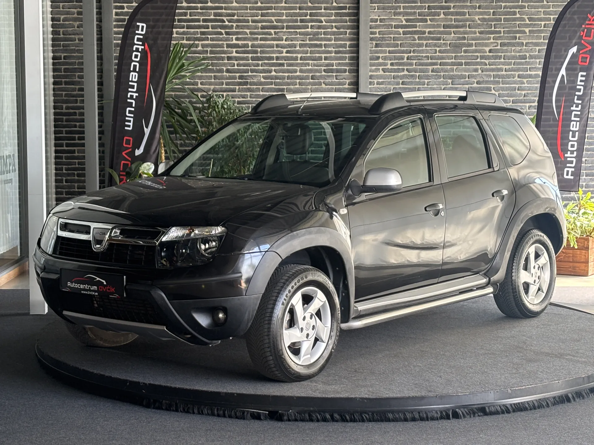 Dacia Duster 1.6 16V 4x4 Laureate, 77kW, M6, 5d.