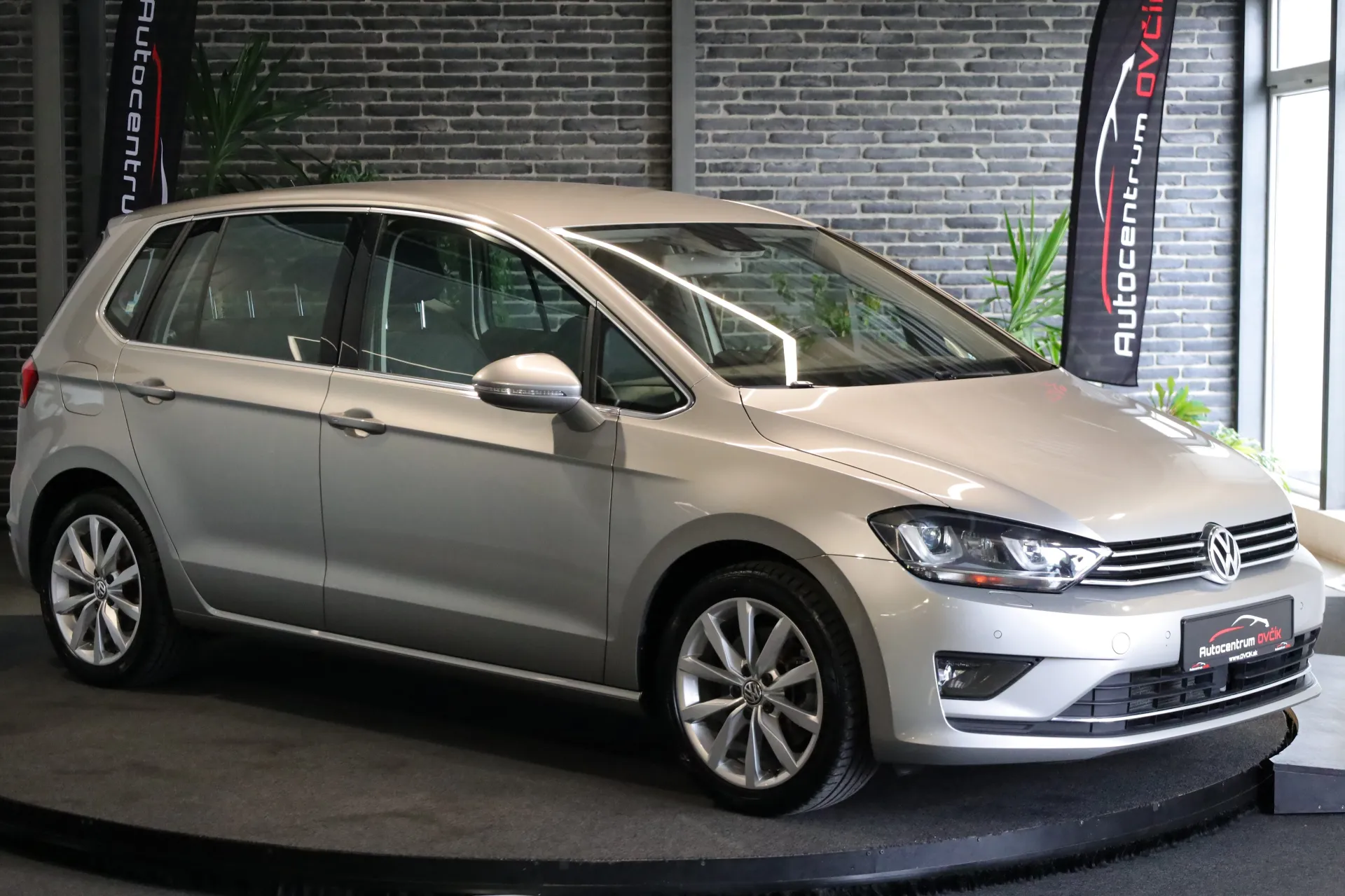 Volkswagen Volkswagen Golf Sportsvan 1.4 TSI BMT 150k Highline DSG